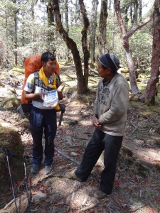 LED solar light distribution, Taktor – LED Solu Khumbu Trek, April/May 2016