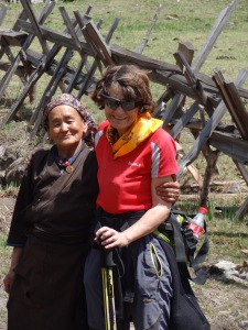 LED solar light distribution, Taktor – LED Solu Khumbu Trek, April/May 2016